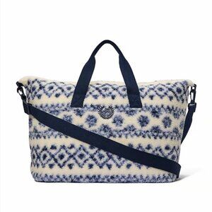 NWT Victoria's secret cozy plush weekender bag
